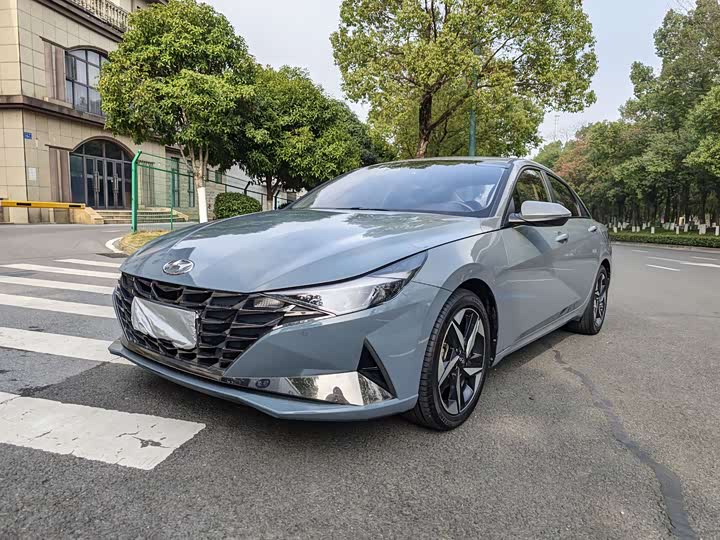 Фото 1 - Hyundai Elantra N line