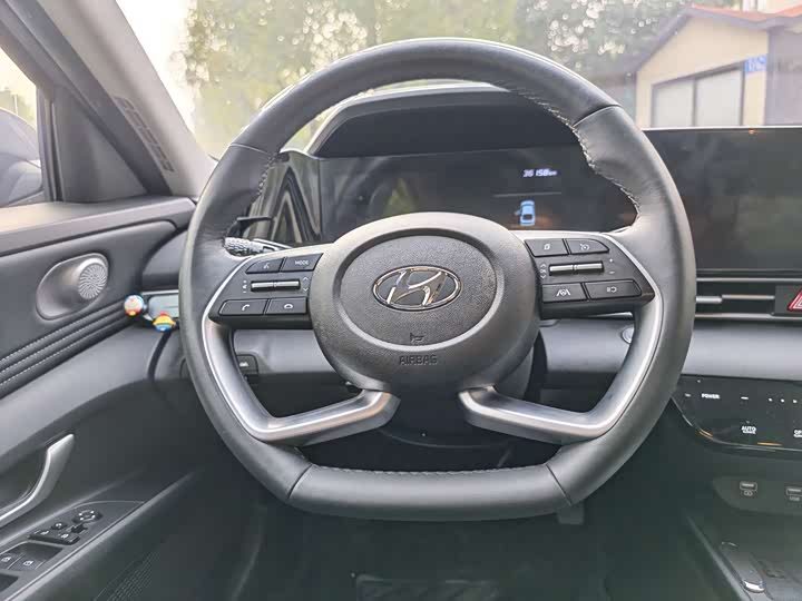 Фото 9 - Hyundai Elantra N line