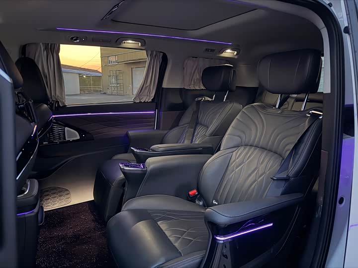 Фото 4 - GAC Trumpchi M8