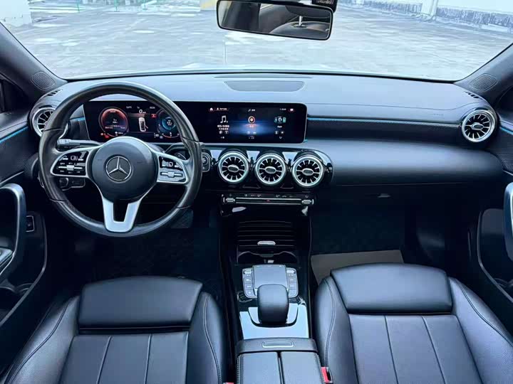 Фото 6 - Mercedes-Benz A-Class