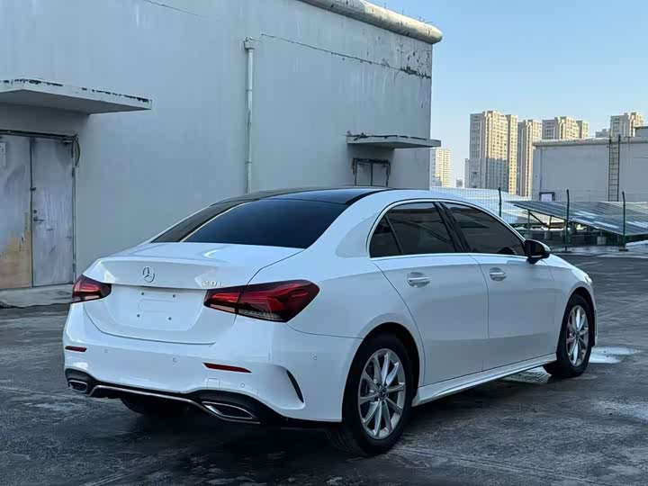 Фото 8 - Mercedes-Benz A-Class