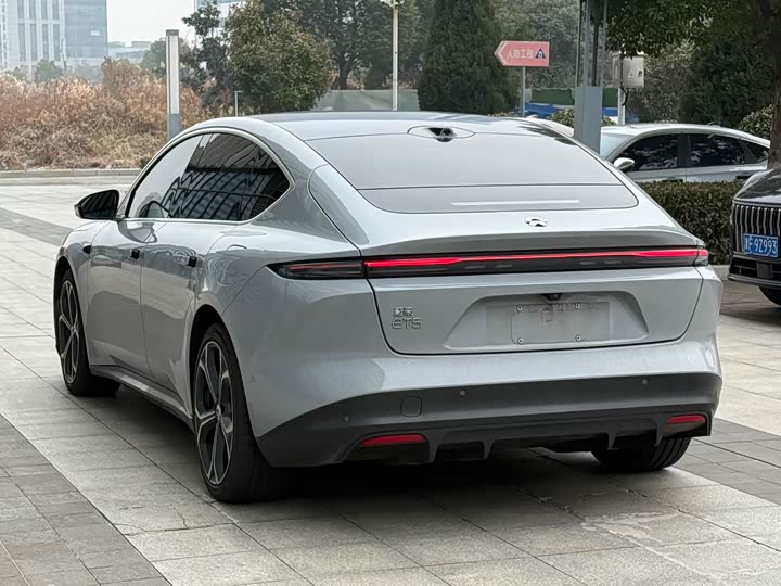 Фото 6 - Nio ET5