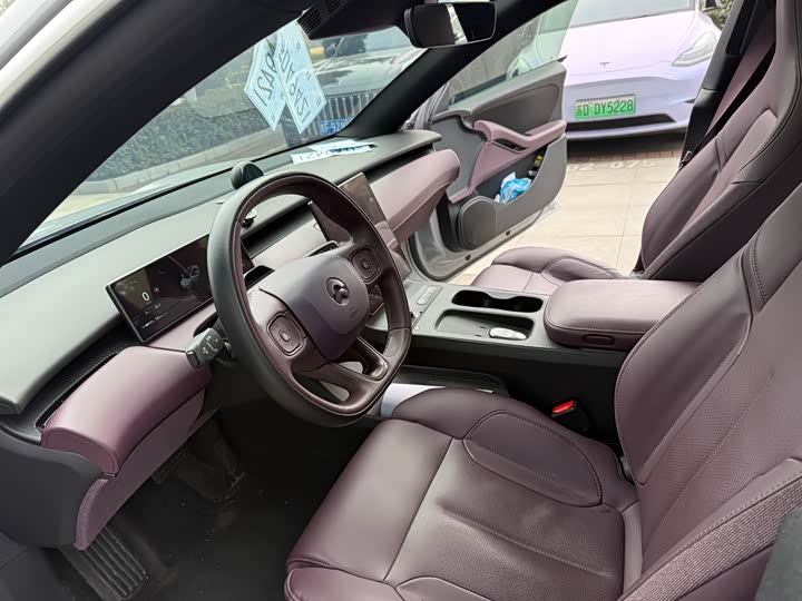 Фото 8 - Nio ET5