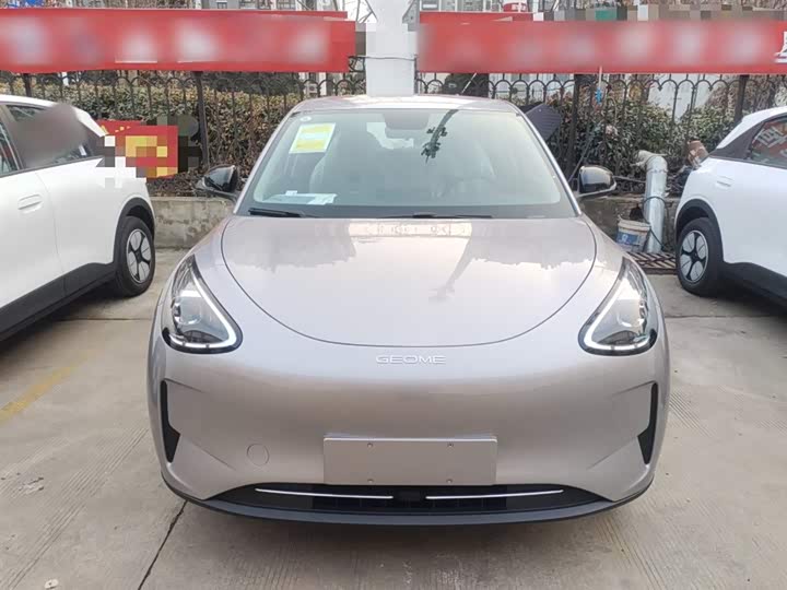 Фото 3 - Geely Galaxy Geome