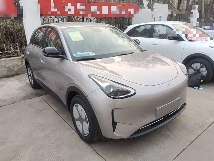 Фото 4 - Geely Galaxy Geome