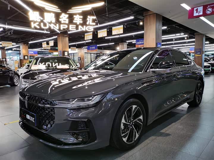 Фото 1 - Lincoln Z (Zephyr)