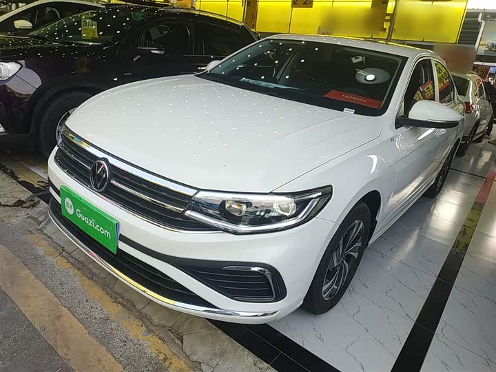 Фото 2 - Volkswagen Bora