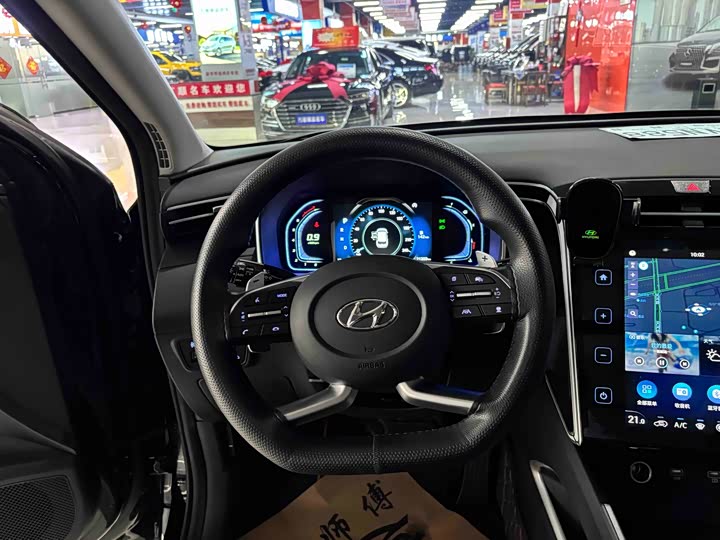 Фото 9 - Hyundai Tucson L