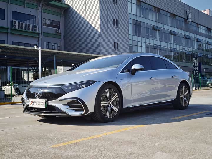 Фото 1 - Mercedes-Benz EQS