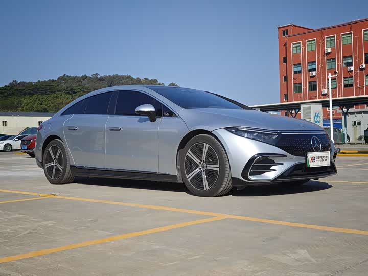 Фото 3 - Mercedes-Benz EQS