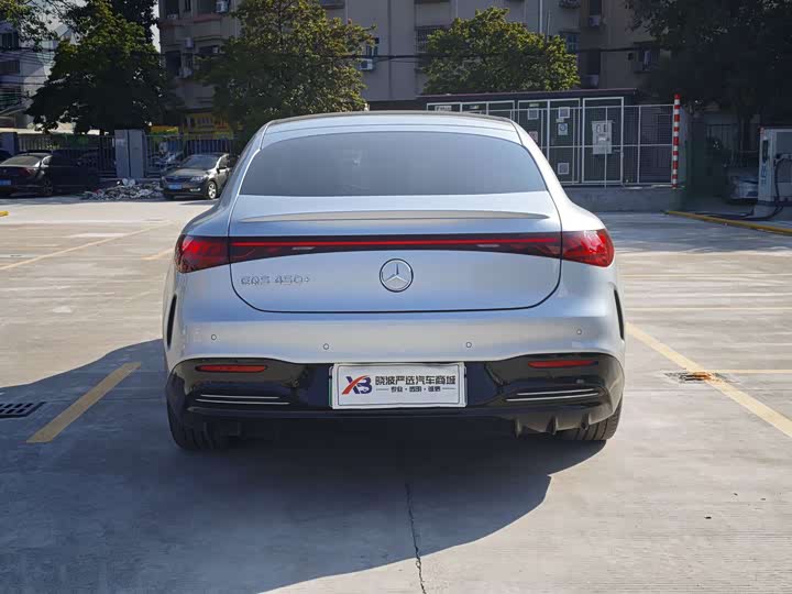 Фото 6 - Mercedes-Benz EQS