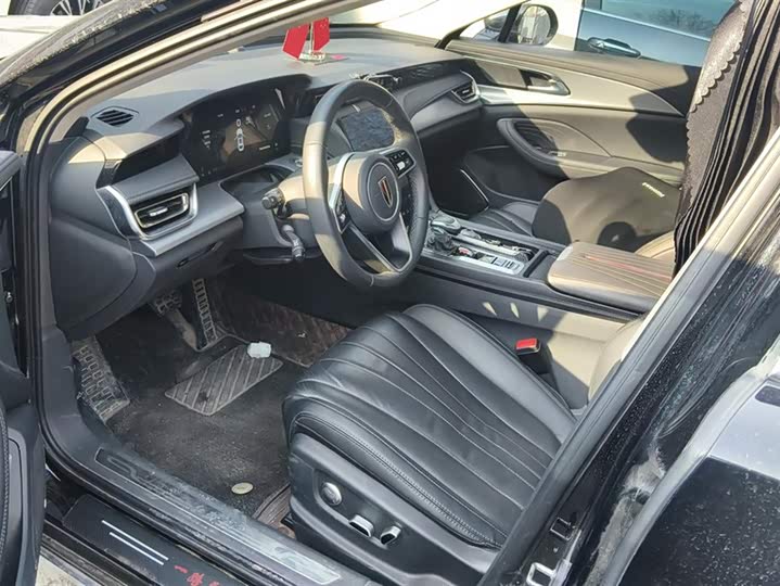 Фото 9 - Hongqi H5