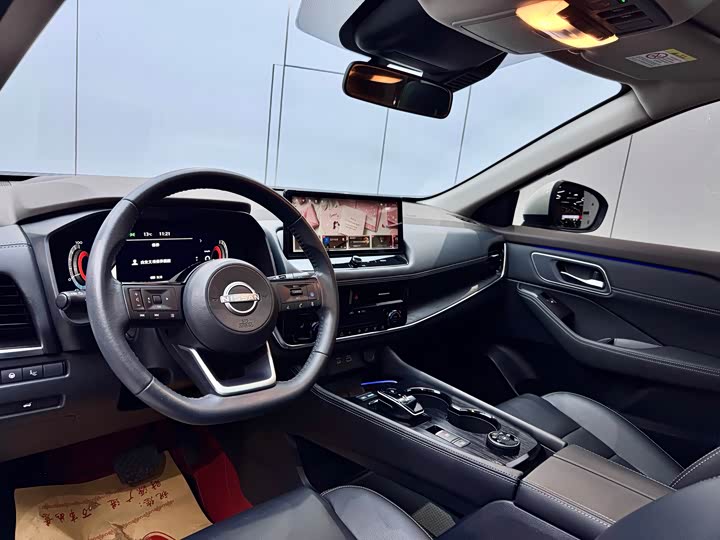 Фото 8 - Nissan X-Trail