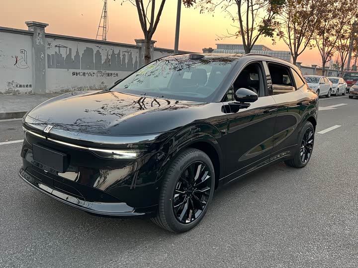 Фото 1 - Zeekr 7X