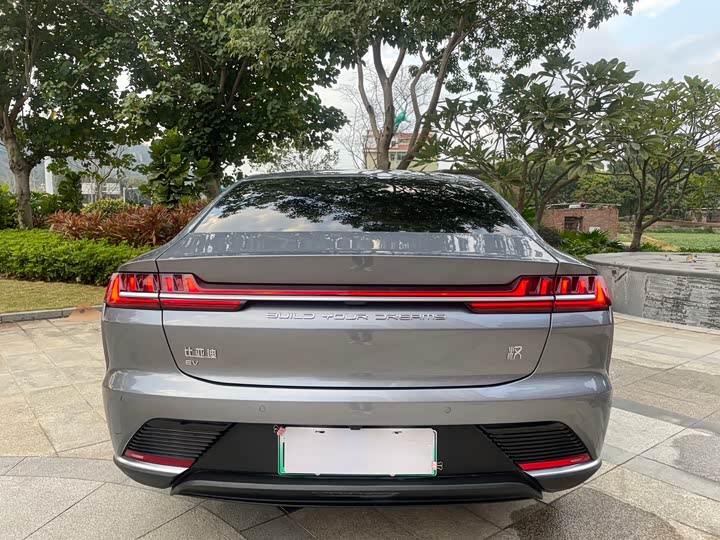 Фото 9 - BYD Han