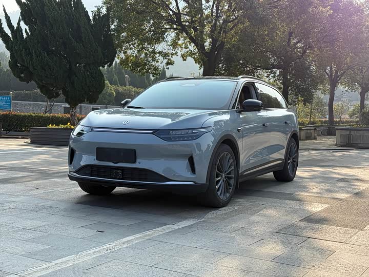 Фото 1 - Leapmotor C11