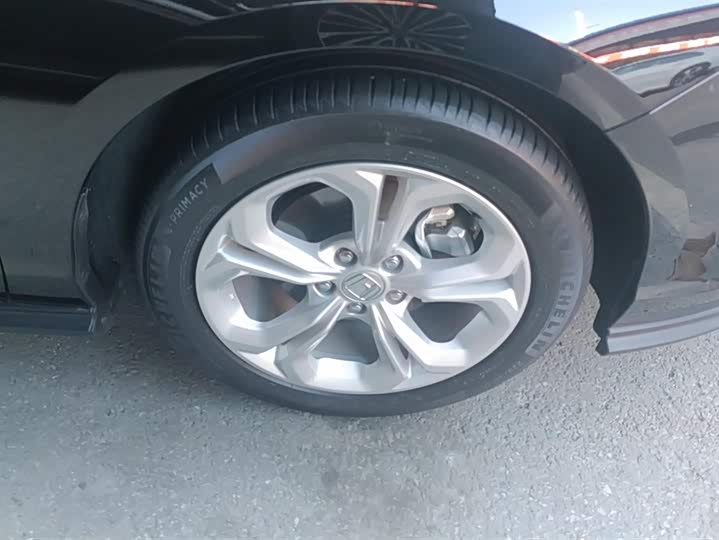 Фото 6 - Honda Accord