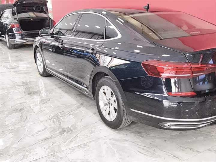 Фото 5 - Volkswagen Passat