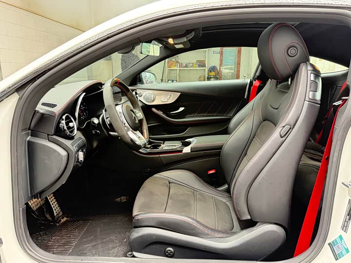 Фото 6 - Mercedes-Benz C-Class AMG