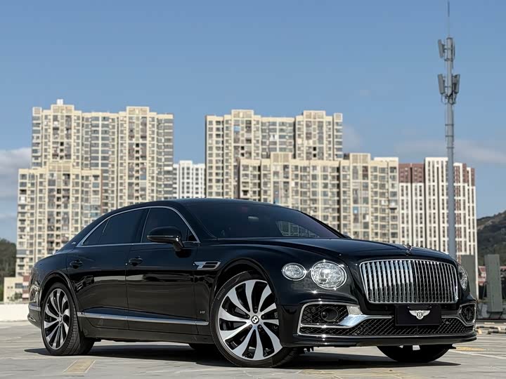 Фото 3 - Bentley Flying Spur