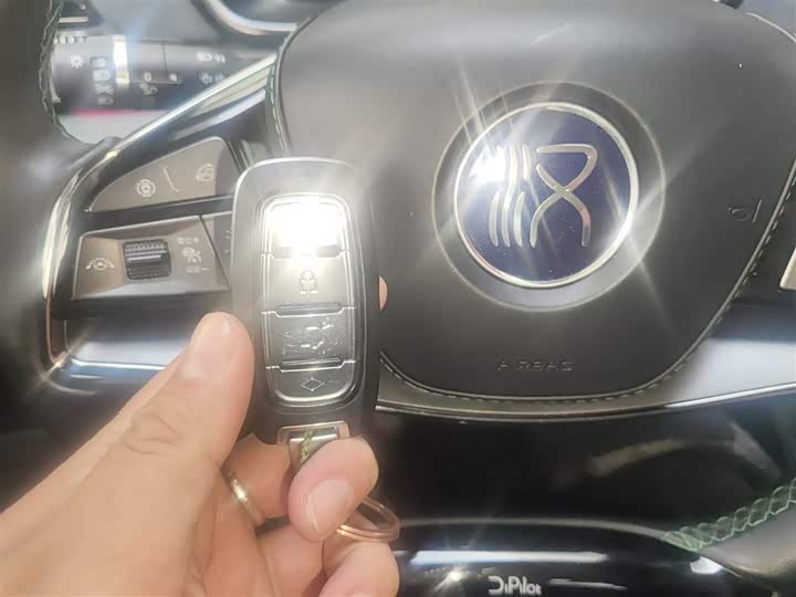 Фото 9 - BYD Han