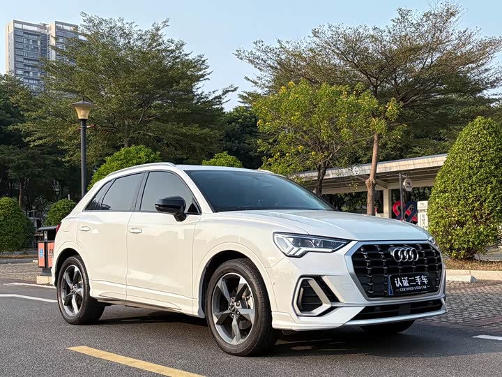 Фото 3 - Audi Q3