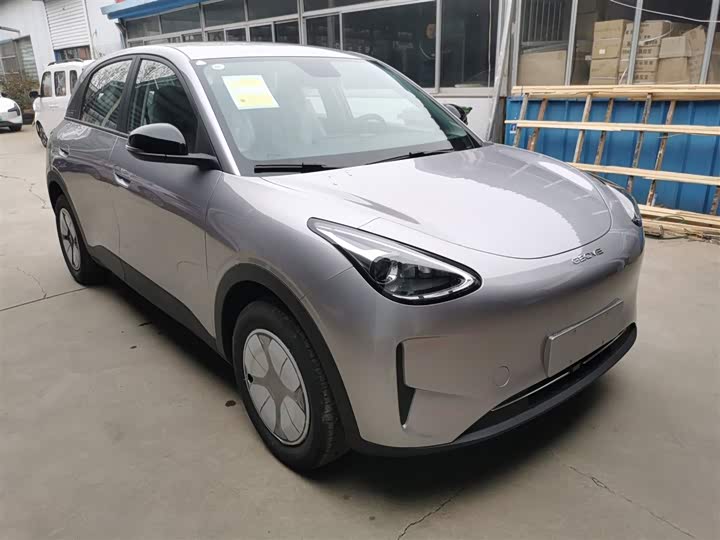 Фото 4 - Geely Galaxy Geome