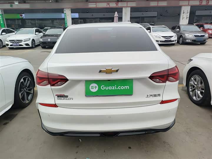 Фото 6 - Chevrolet Monza