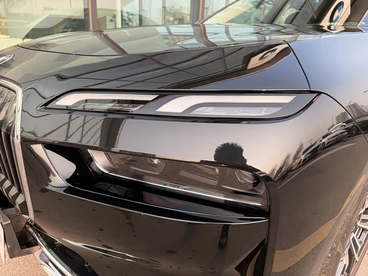 Фото 5 - BMW 7 Series