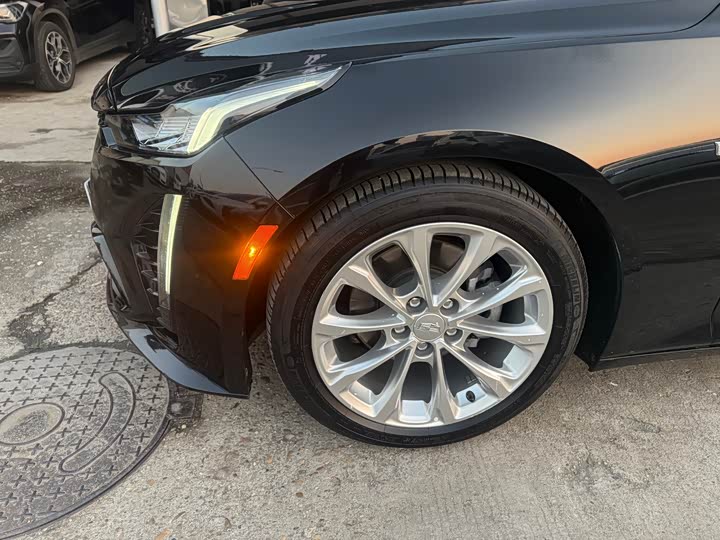 Фото 3 - Cadillac CT5