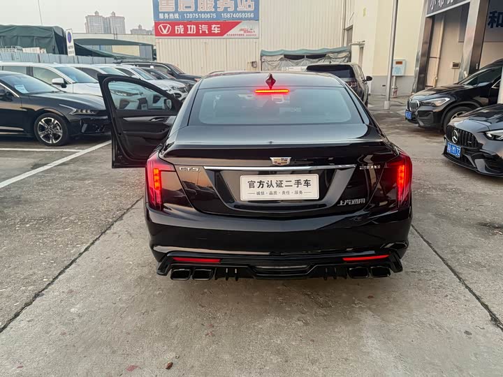 Фото 8 - Cadillac CT5