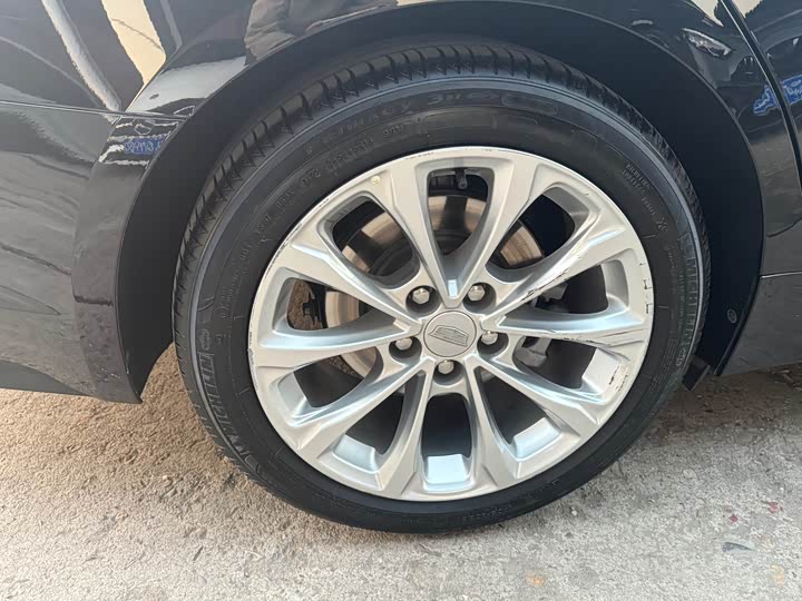 Фото 9 - Cadillac CT5