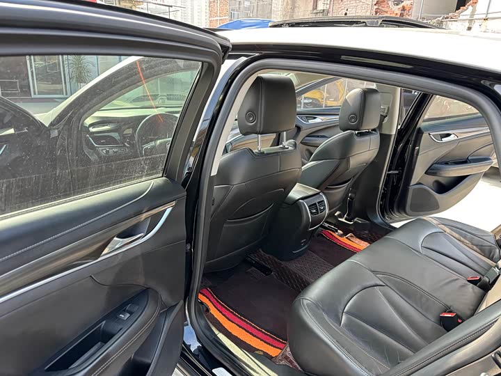 Фото 8 - Buick LaCrosse