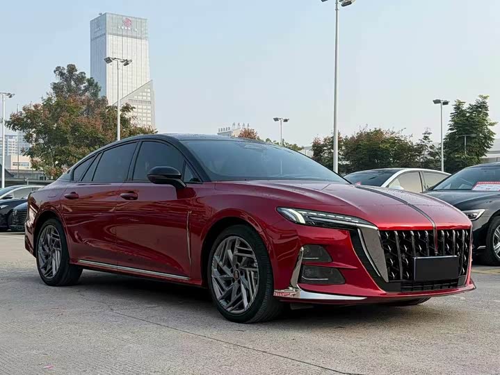 Фото 3 - Hongqi H6