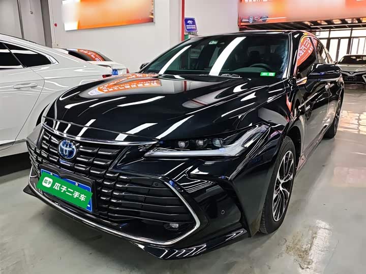 Фото 2 - Toyota Avalon