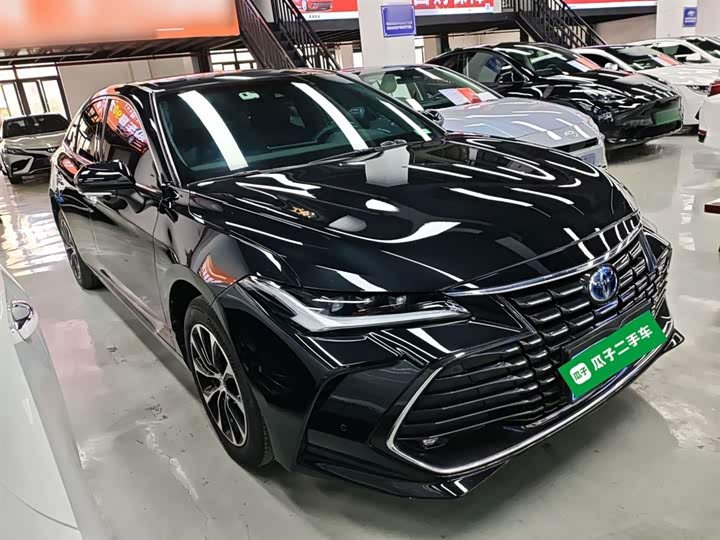 Фото 4 - Toyota Avalon