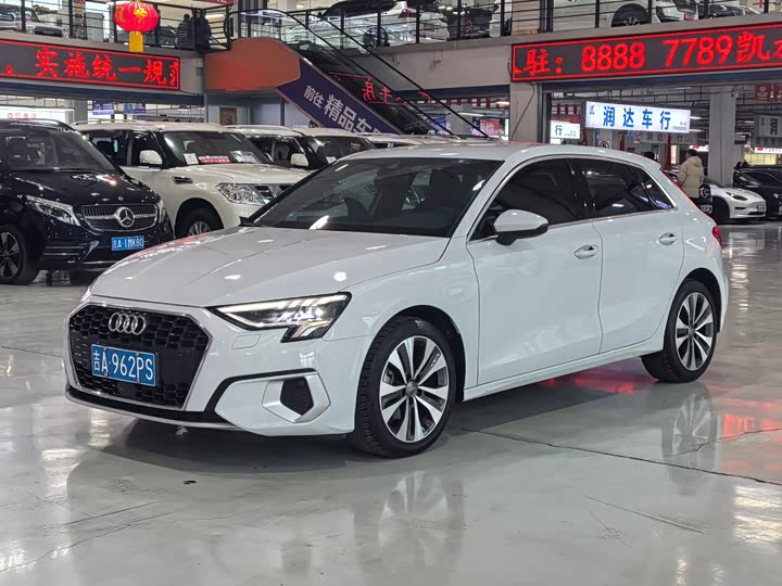 Фото 1 - Audi A3