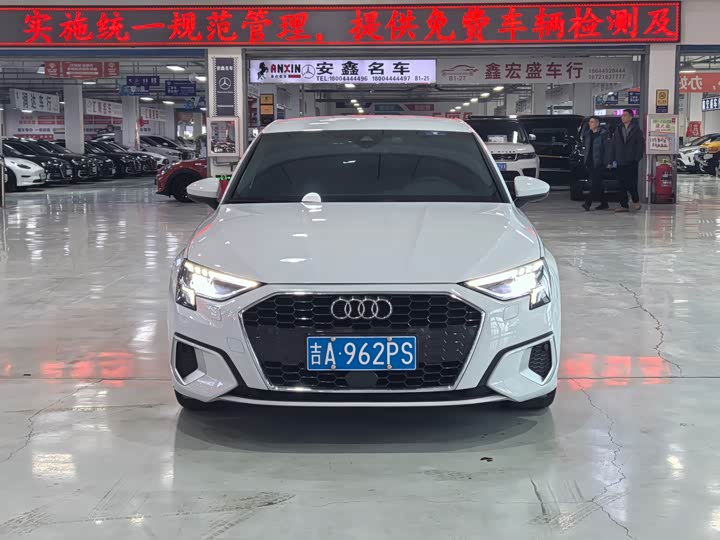 Фото 2 - Audi A3