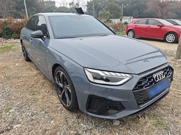 Фото 4 - Audi A4L