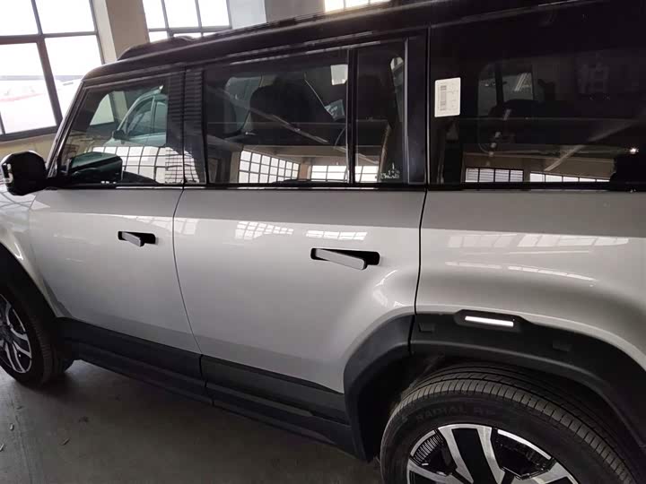 Фото 5 - Chery iCar 03