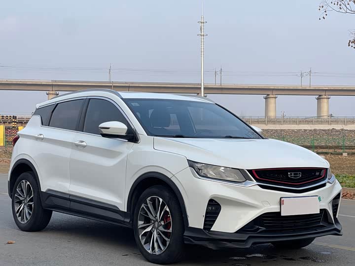 Фото 3 - Geely Coolray