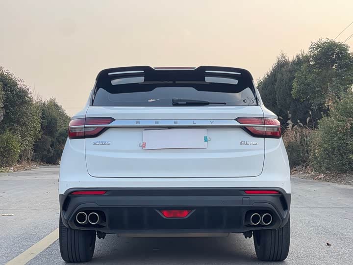 Фото 6 - Geely Coolray