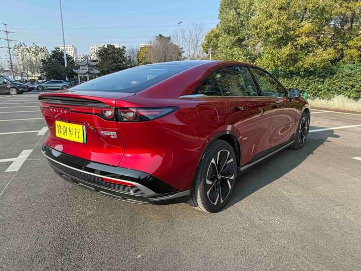 Фото 5 - Mazda EZ-6