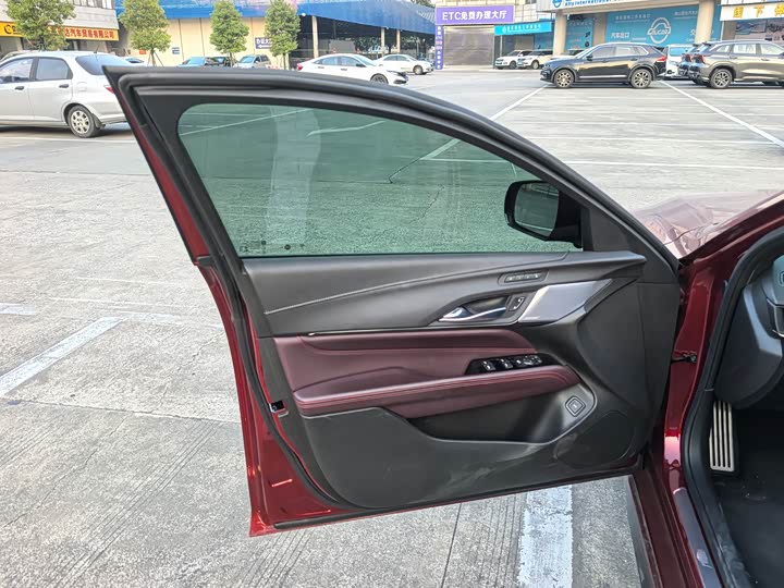 Фото 4 - Cadillac CT4