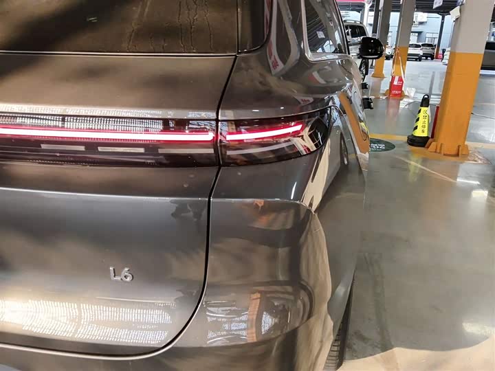 Фото 8 - LiXiang L6