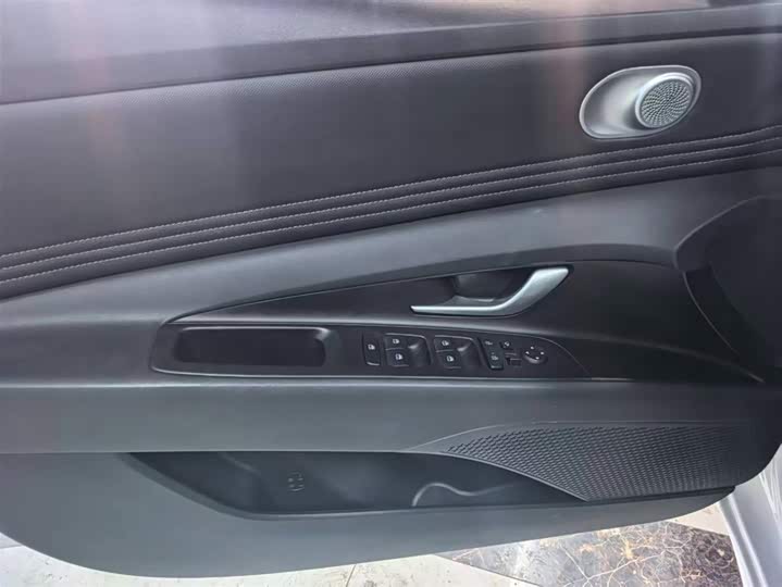 Фото 9 - Hyundai Elantra N line