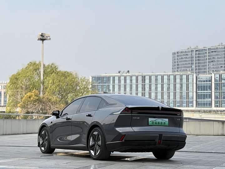 Фото 6 - Changan Deepal SL03