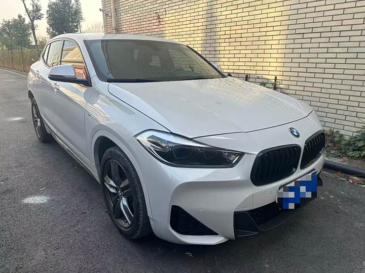 Фото 3 - BMW X2