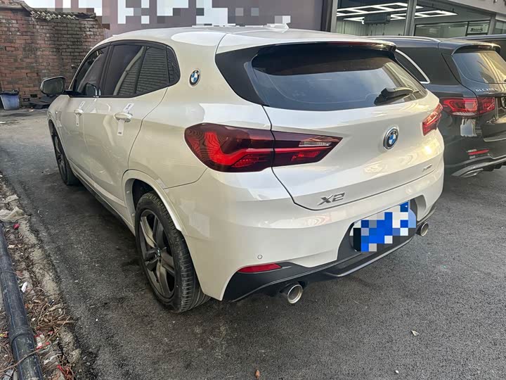 Фото 8 - BMW X2