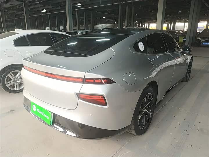 Фото 7 - XPeng P7